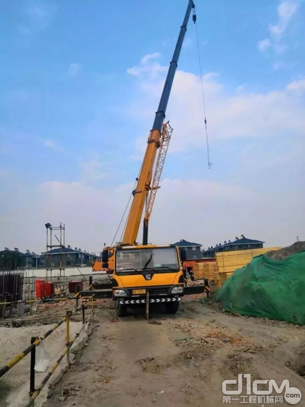 起重吊裝 貴州省貴陽市大小吊車,大小隨車吊,高空作業(yè)車出租