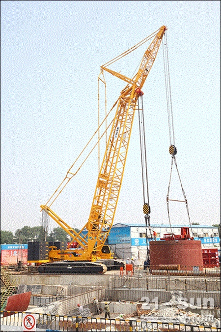 重甲銳士駕臨!徐工XGC中噸位履帶吊重裝騎士特寫--行業(yè)動(dòng)態(tài)--中國(guó)工程機(jī)械商貿(mào)網(wǎng)